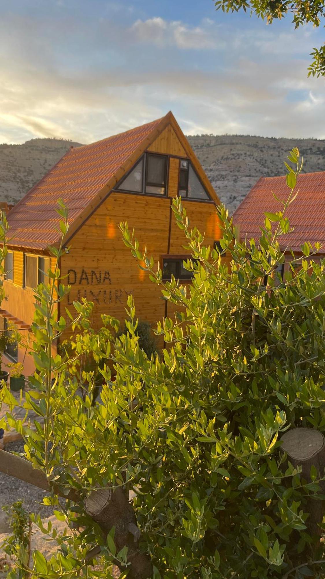 Dana Luxury Huts Hotell Exteriör bild