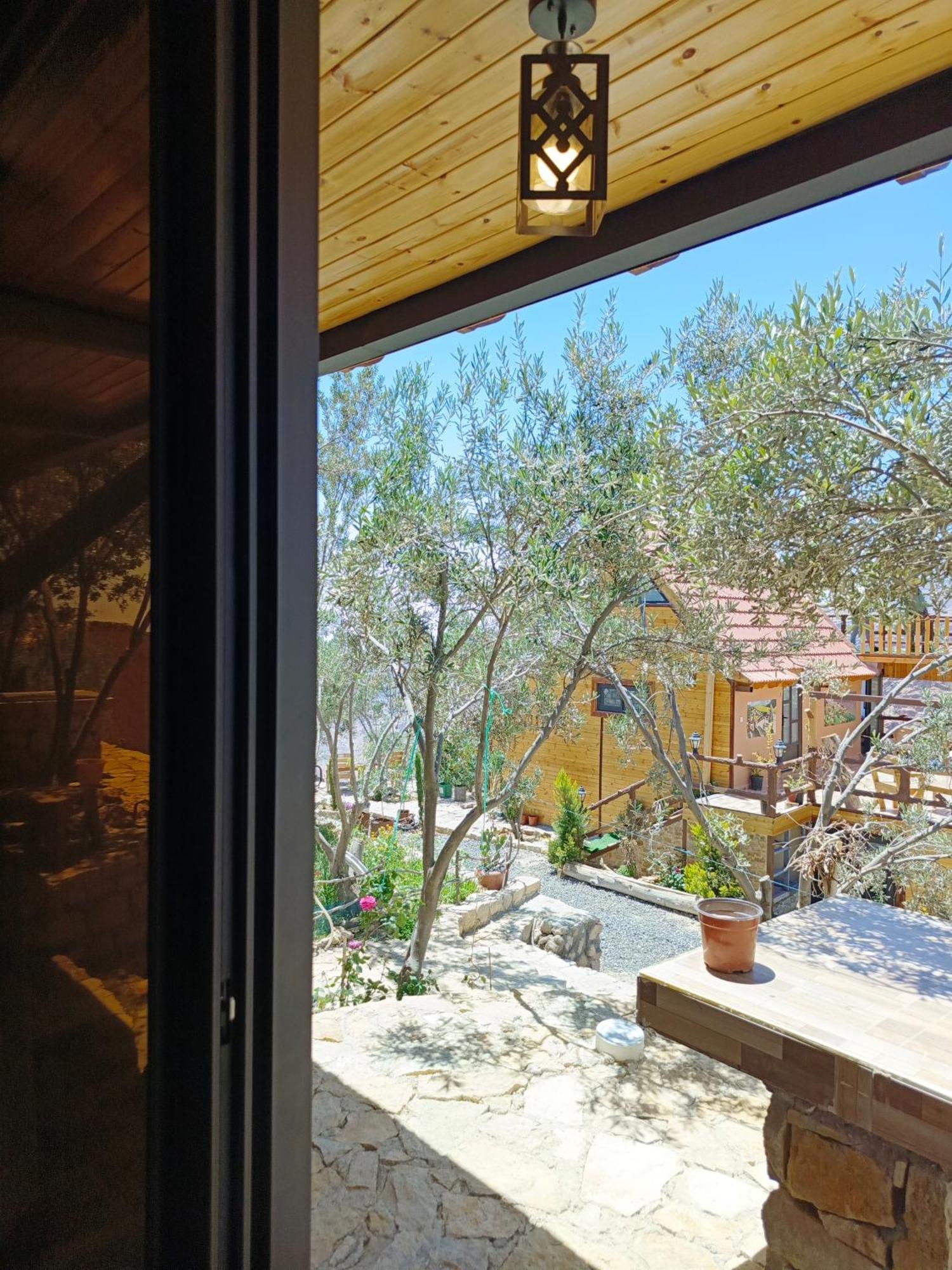 Dana Luxury Huts Hotell Exteriör bild