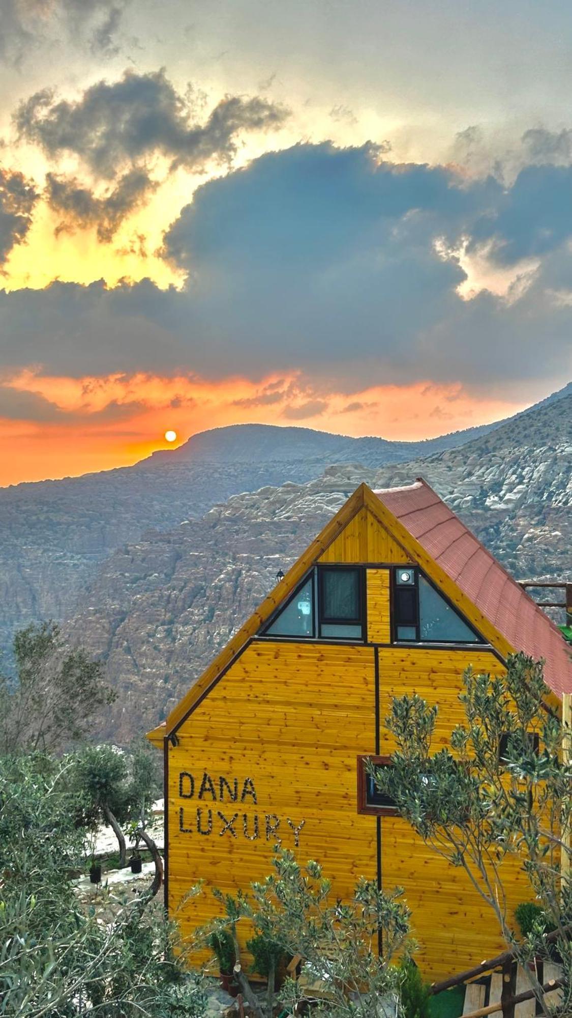 Dana Luxury Huts Hotell Exteriör bild
