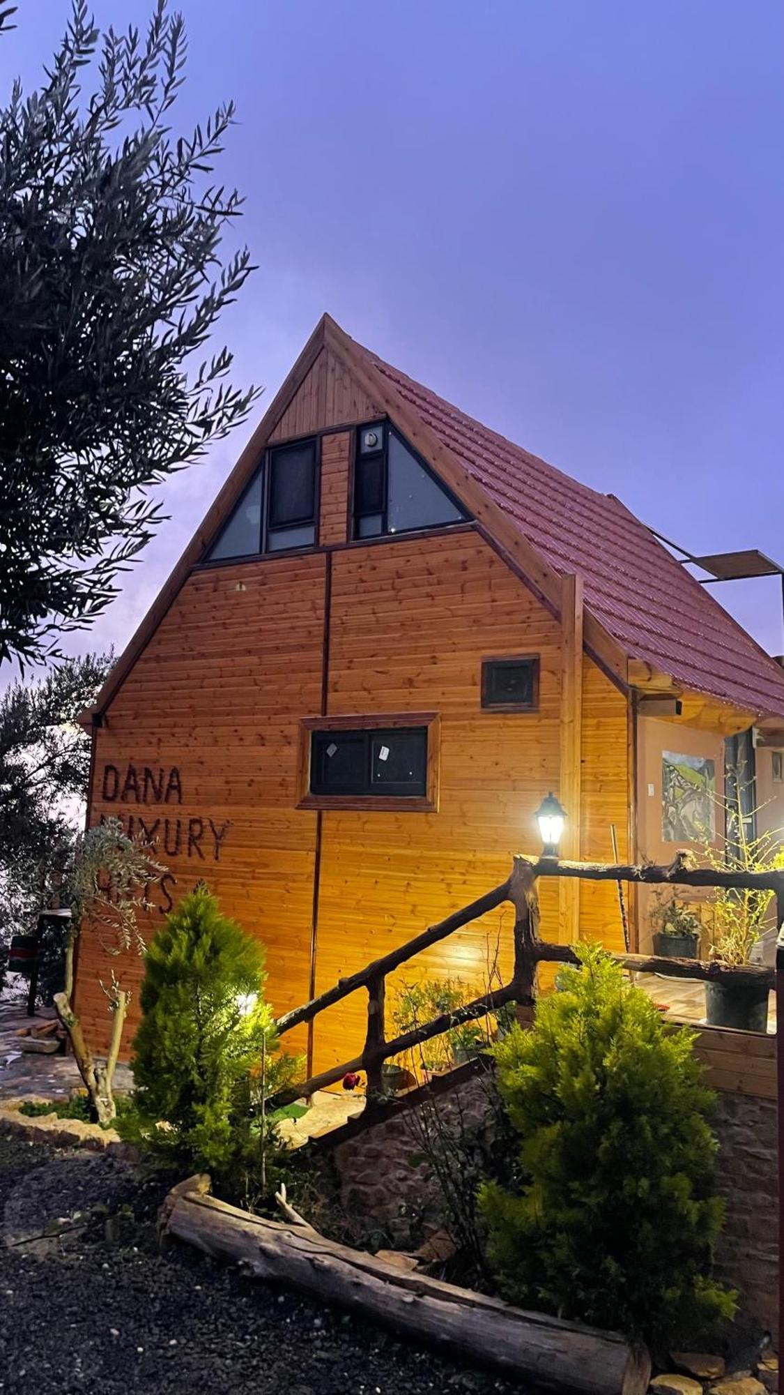 Dana Luxury Huts Hotell Exteriör bild