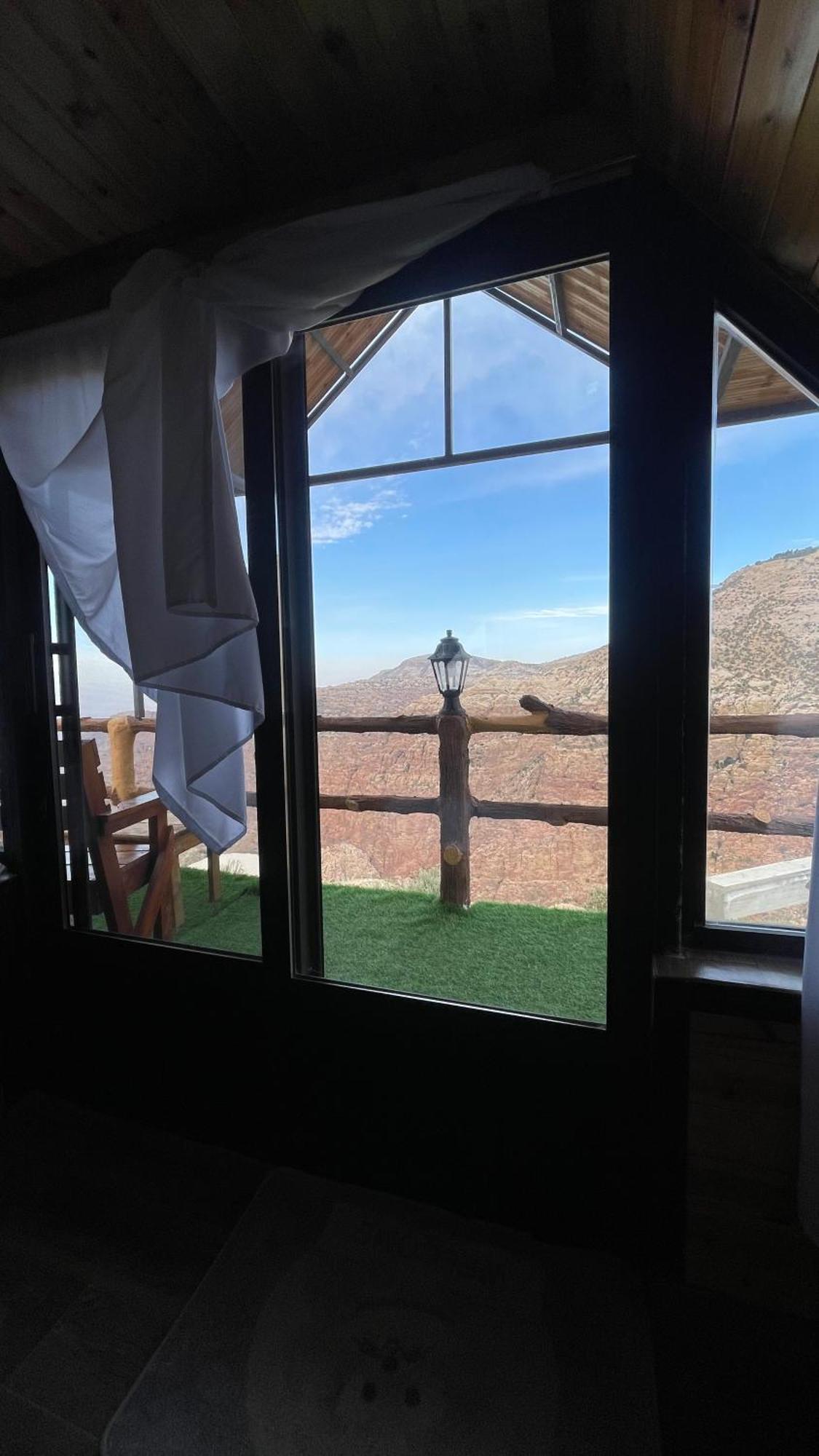 Dana Luxury Huts Hotell Exteriör bild